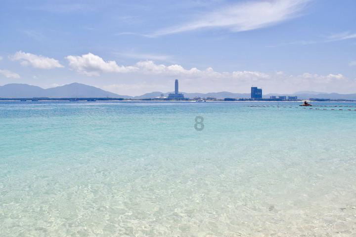 逃出足球场